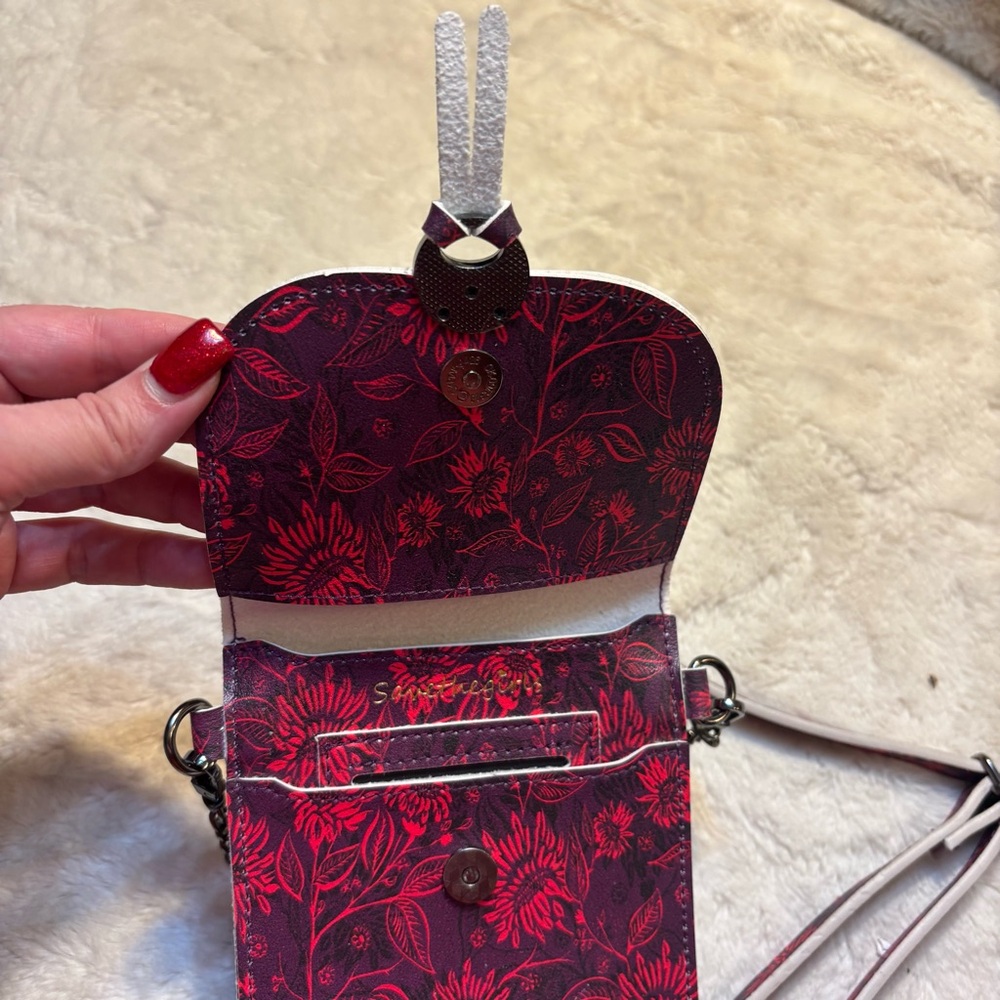Save the Girls TouchScreen Crossbody Bag Floral Red Gunmetal Grey Hardware Chain - Picture 7 of 11